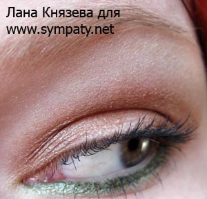 зеленые глаза макияж